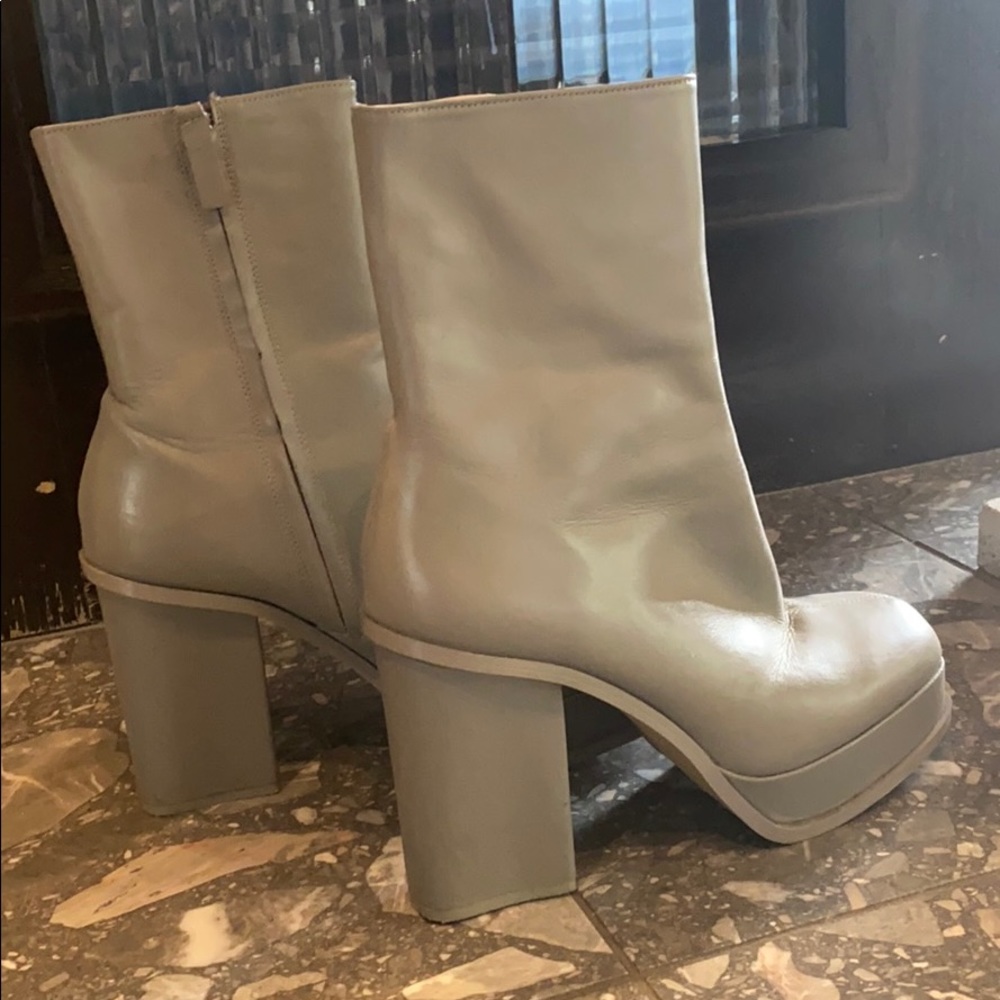 Zara heeled boots